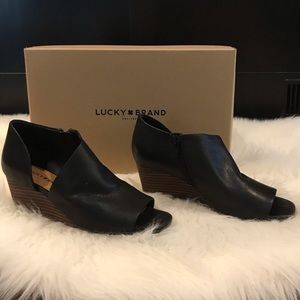 Lucky Brand Open Toe Side Wedge